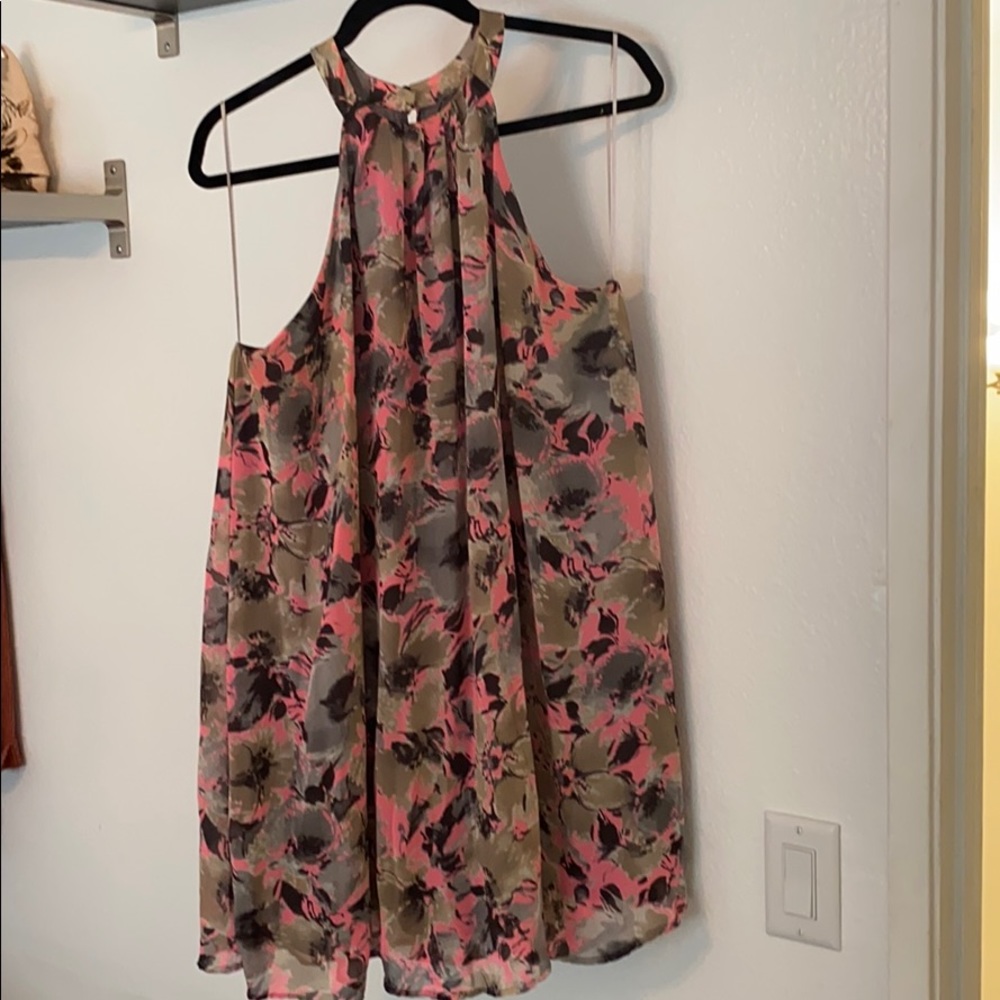 Halter dress with stud buttons